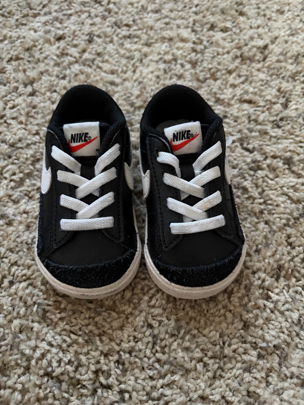 Nike Kids Black and White Classic Low-Top Sneakers